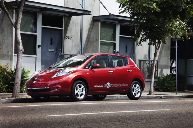 Nos próximos meses a Renault-Nissan vai passar a ter mais concorrência no mercado elétrico europeu