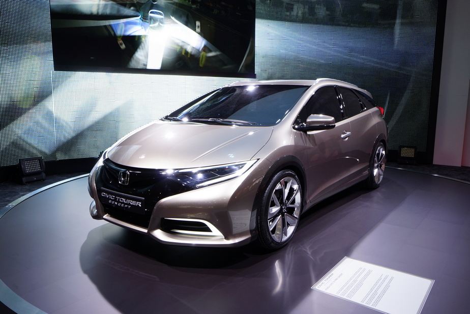 Honda Civic Tourer Concept