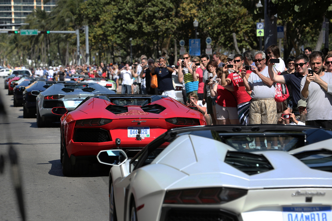 Lamborghini está a lançar o modelo nos Estados Unidos