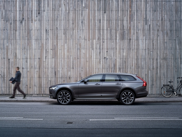 Volvo V90 Cross Country T6 AWD