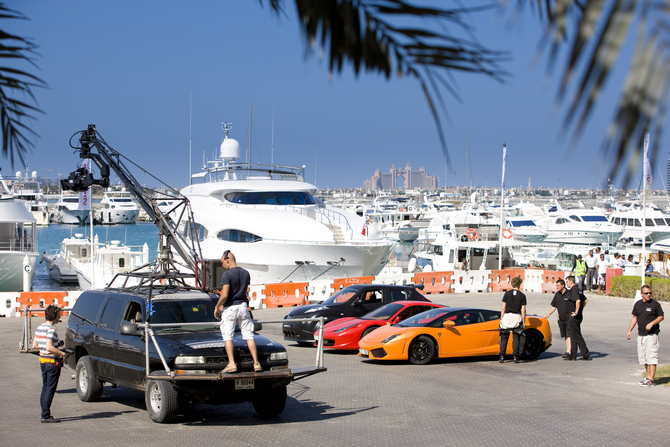 Carros preparados para a filmagem de 