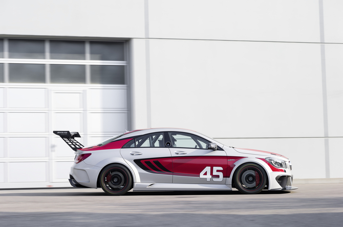 Mercedes-Benz CLA 45 AMG Racing Series Concept