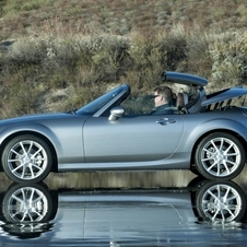 Mazda MX-5 Touring Power Retractable Hardtop