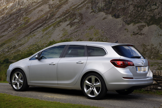 Vauxhall Astra Sports Tourer 1.6 Exclusiv (Auto)