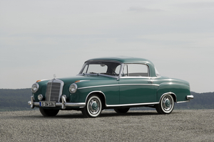 Mercedes-Benz 220 SE Coupe