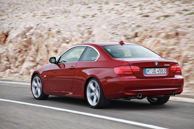 BMW 330i Coupe Sport Plus