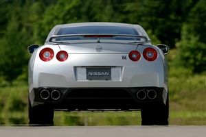 Nissan GT-R