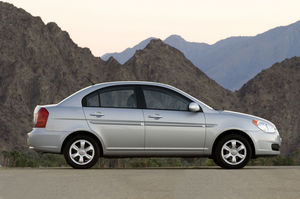 Hyundai Accent 1.4 Saloon Automatic