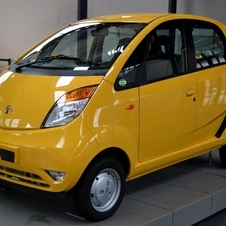 Tata Nano LX