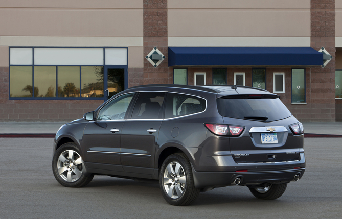 2013 Chevy Traverse Gets New Face, Upgraded Materials and Better Ride