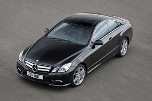 Mercedes-Benz E350 Coupe CGI BlueEFF. SE