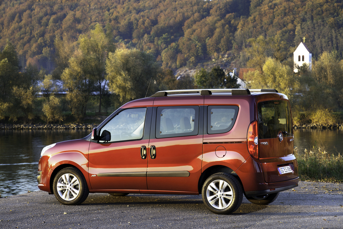 Opel Opel Combo Gen.3 [D]