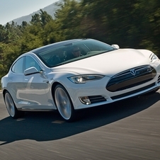 Tesla Model S Open for Orders and Customization