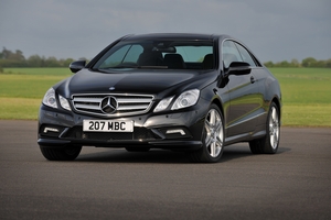 Mercedes-Benz E250 Coupe CGI BlueEFF. SE