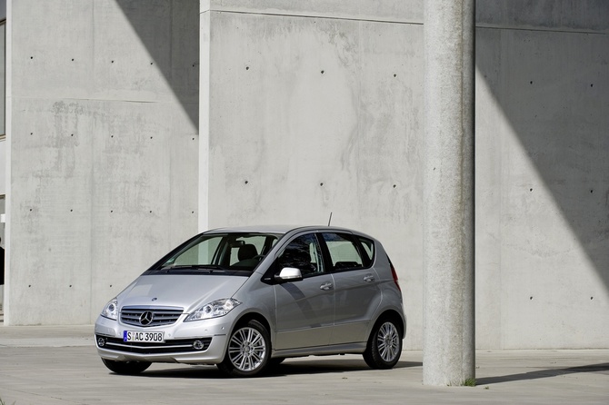 Mercedes-Benz A 160 BlueEfficiency (FL)