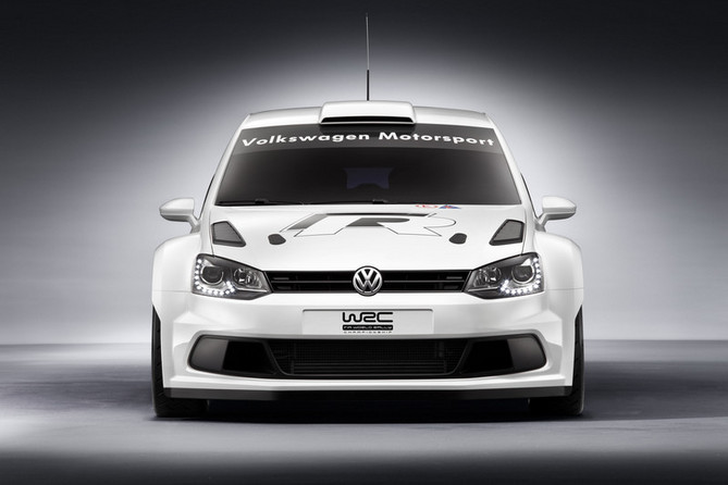 Carlos Sainz Working Closely with Volkswagen to Develop WRC Car