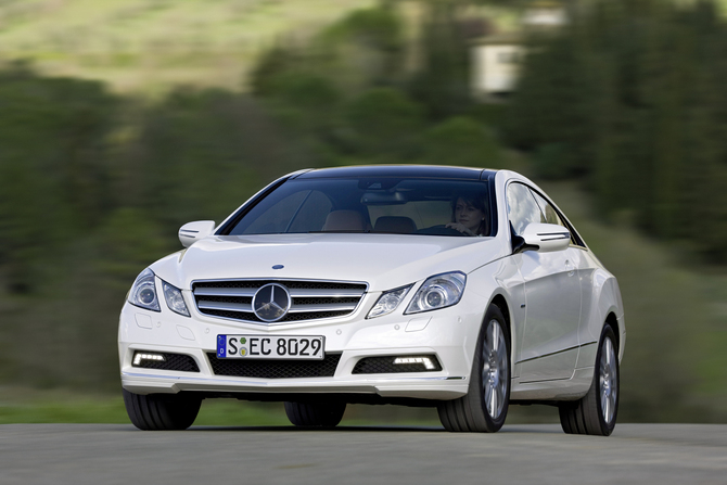 Mercedes-Benz E Coupé 220 CDI BlueEfficiency