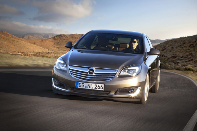 Opel Insignia 1.4 Turbo FlexFuel Selection