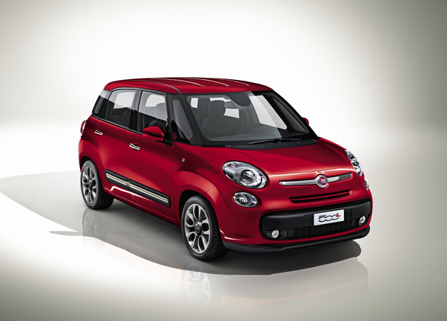 Fiat Premiering 500L, All-Wheel Drive Freemont and Turbo Doblo at Geneva