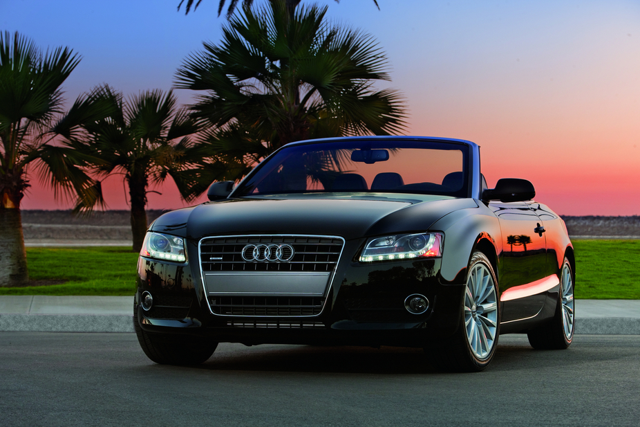 Audi A5 2.0T Cabriolet FrontTrak Premium