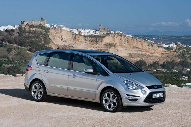 Ford S-MAX 2.2TDCi 200cv Titanium 7L