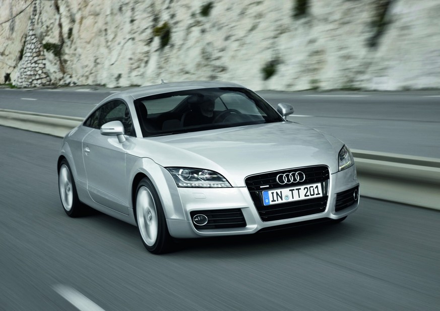 Audi TT Coupe 2.0 TFSI 211 S line