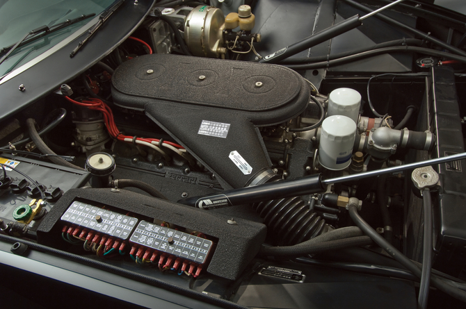 Ferrari 365 GTS4 Daytona Spyder