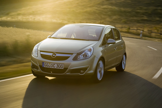 Opel Corsa 1.4 Cosmo Automatic