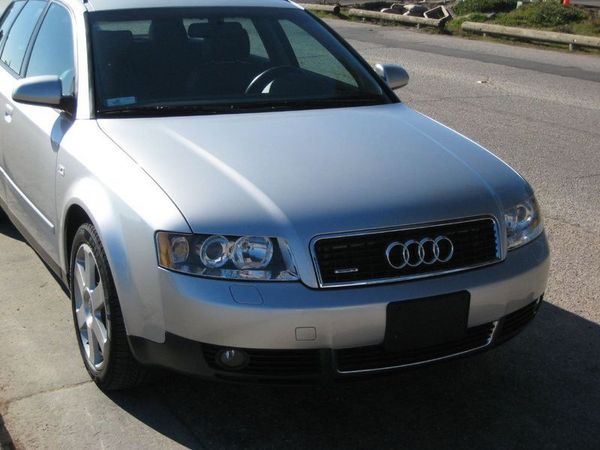 Audi A4 Avant 3.2 FSI quattro