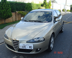 Alfa Romeo 147 2.0 T. Spark Selespeed Distinctive