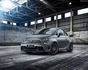 Abarth 695 Biposto