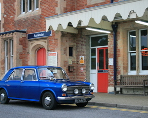 Austin 1300 Saloon