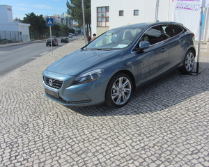 Volvo V40 T5