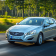 V60 D4 Kinetic Geartronic