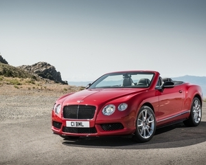 Continental GTC V8 S