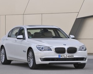 760Li M Sport